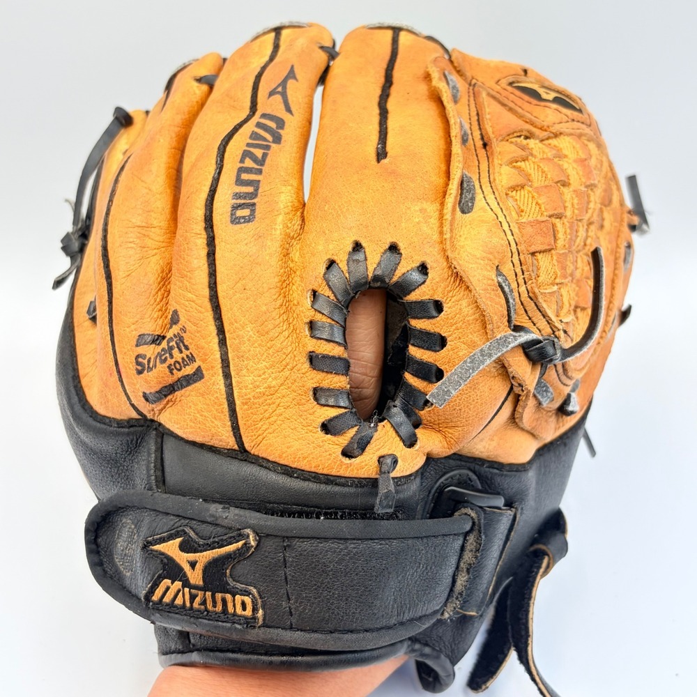 Mizuno Prospect GPP 1102 PowerClose 11 Inch Youth Baseball Glove RHT Tan Black